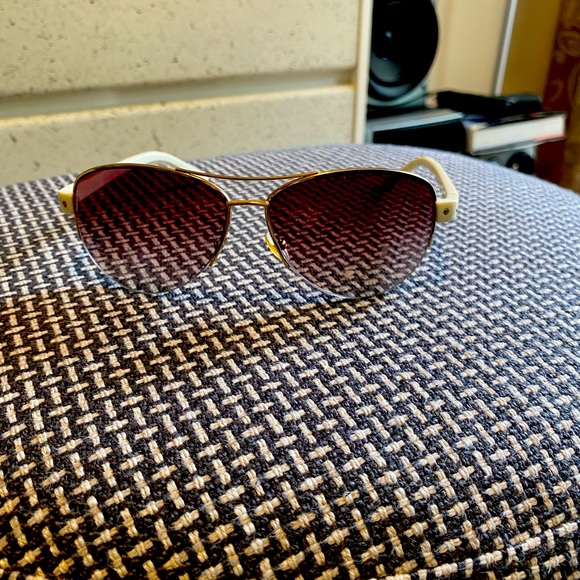 White Jimmy Choo studded aviator sunglasses - Picture 3 of 3